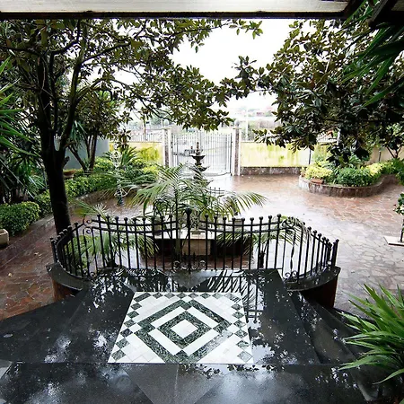 Hotel Pompeii Ruins Bed & Breakfast 3*
